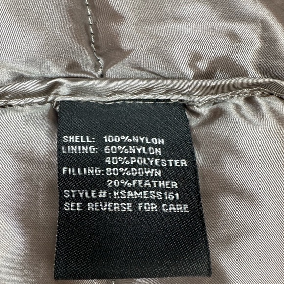 Womens Down Blend Jacket. Invisible pockets outside & 2 in. Machine Washable! - Picture 7 of 11